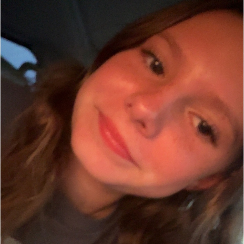 Meet your Posher, Madelyn